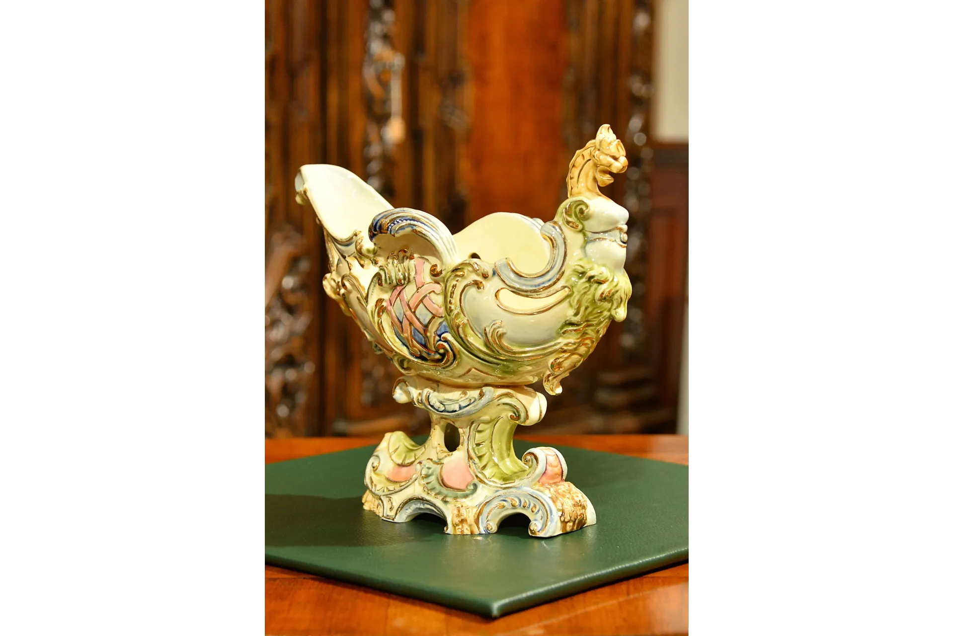 ŻARDINIERA W PASTELOWYCH BARWACH ok. 1920r