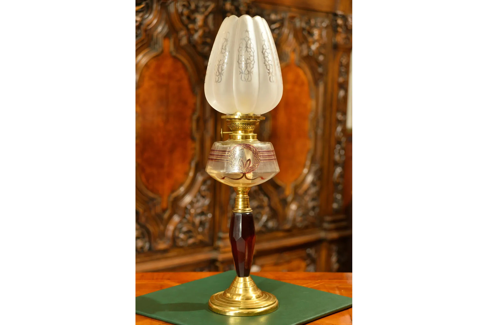 SECESYJNA LAMPA NAFTOWA MOSIĄDZ + SZKŁO ok. 1915r