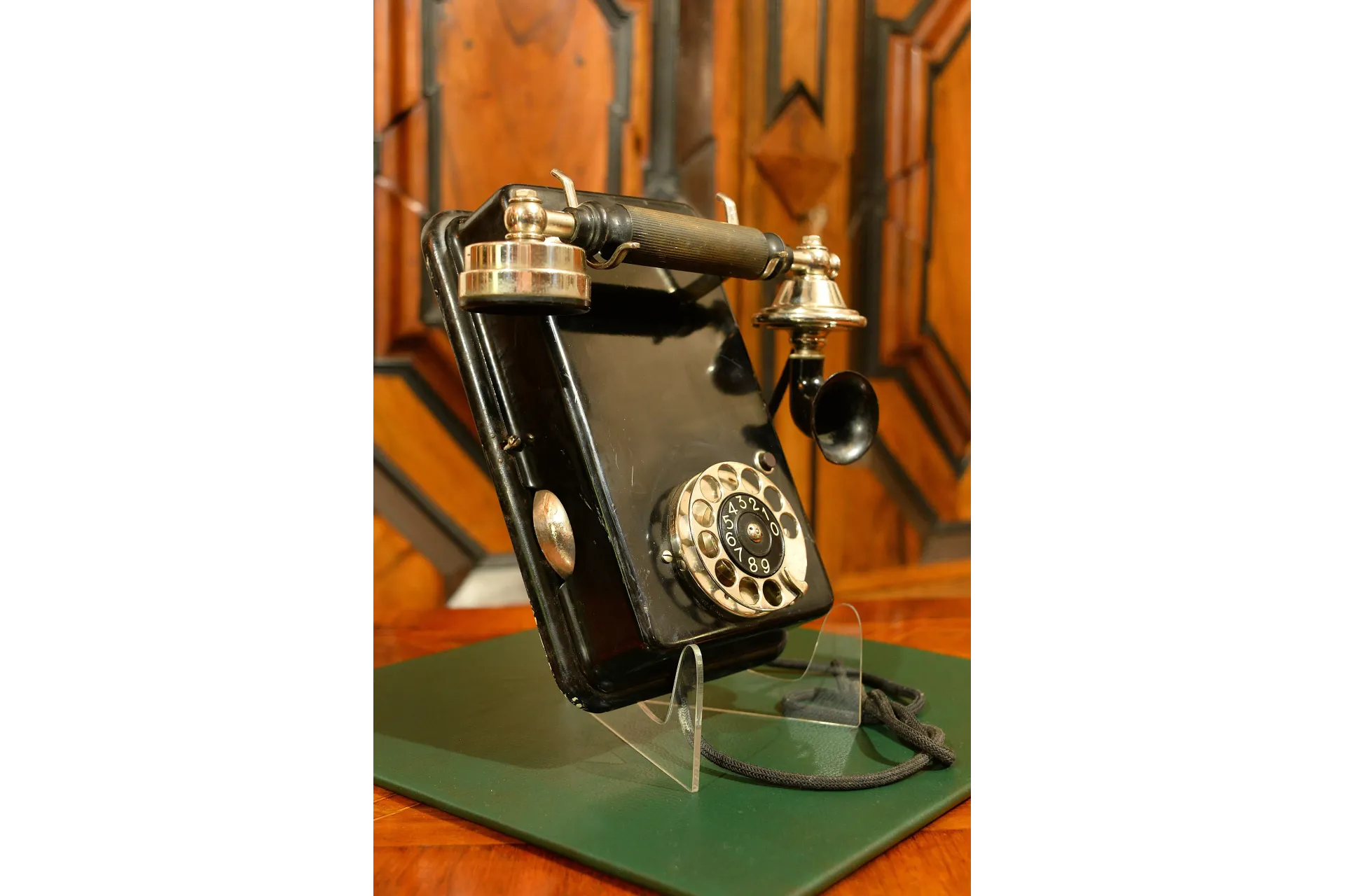 ZABYTKOWY TELEFON ŚCIENNY ERICSSON ok. 1930r
