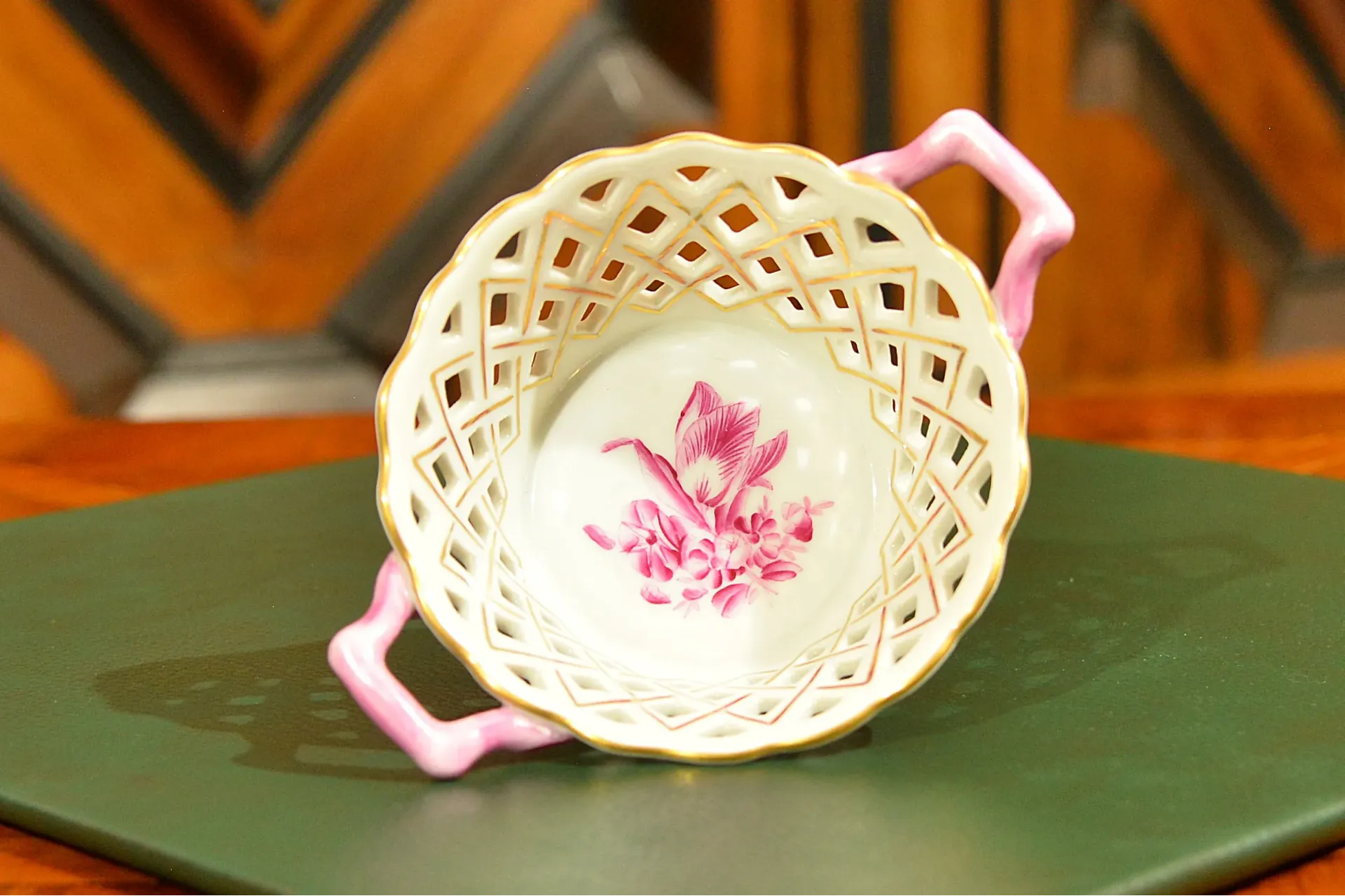 MAŁY KOSZYCZEK PORCELANOWY HEREND ok. 1960r