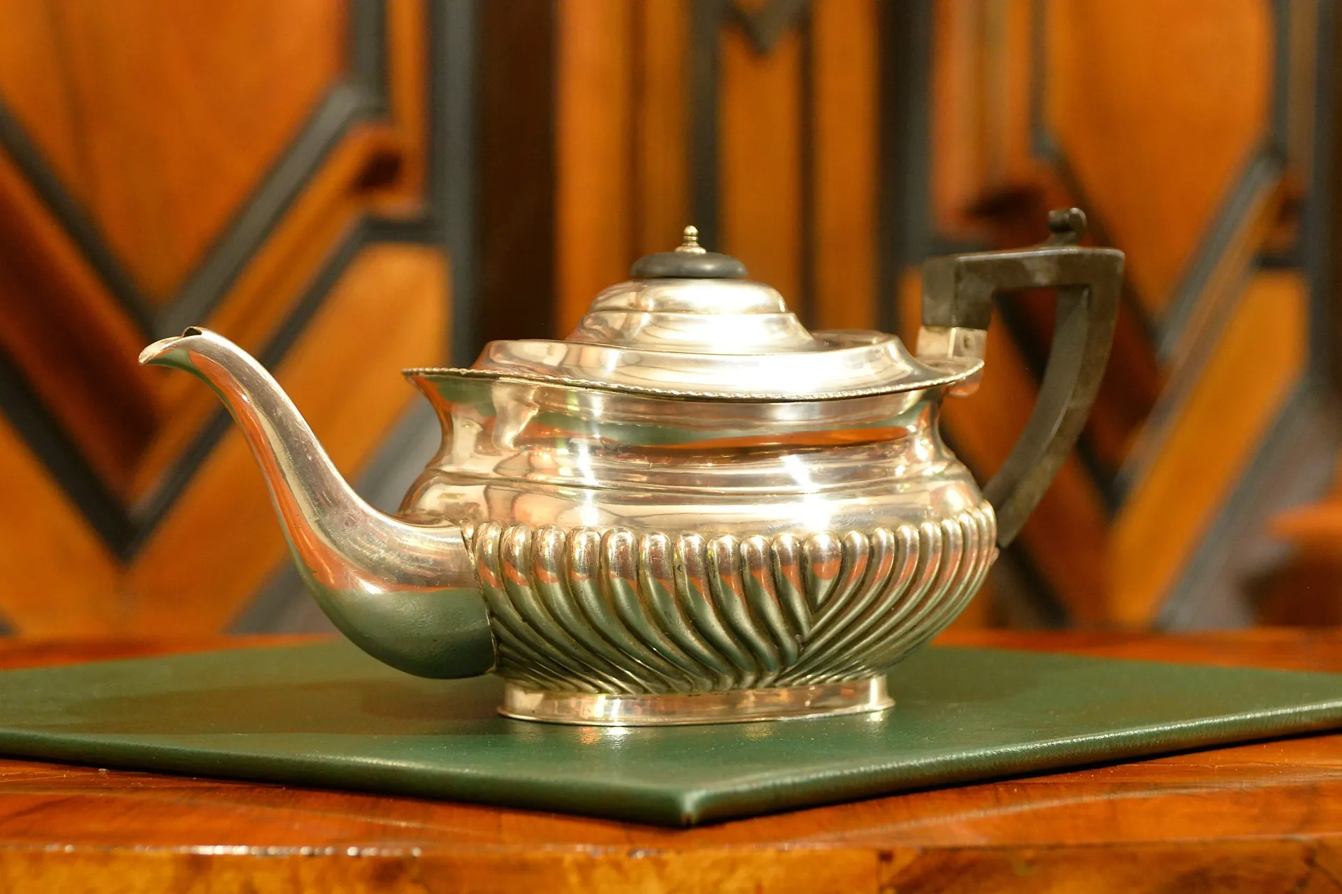 DZBANEK DO HERBATY PLATER ok. 1900r