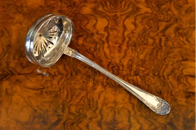 SITKO DO HERBATY ZI&Oacute;Ł SREBRO 1830r