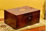 NICIAK PODR&Oacute;ŻNY SZKATUŁKA BIEDERMEIER ok.1820r