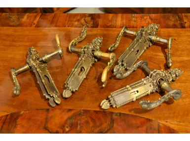 ZESTAW SZYLD&Oacute;W WRAZ Z KLAMKAMI - 4 KOMPLETY pocz. XXw