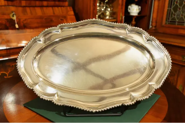 POTĘŻNA SREBRZONA PATERA TACA MAPPIN&WEBB ok. 1900r /1/