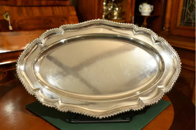 POTĘŻNA SREBRZONA PATERA TACA MAPPIN&WEBB ok. 1900r /2/