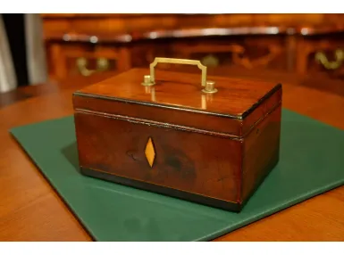 SZKATUŁKA SKRZYNECZKA BIEDERMEIER ok. 1840r