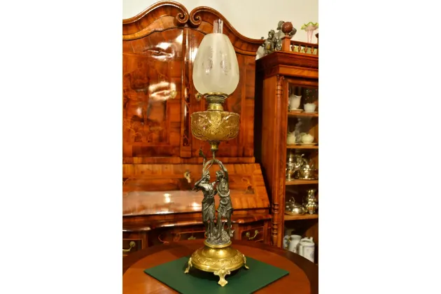 FIGURALNA LAMPA NAFTOWA SECESJA ok. 1915r