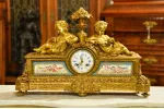 UNIKATOWY ZEGAR KOMINKOWY Z PUTTAMI ZŁOCONY ok. 1860r