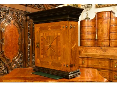 ORYGINALNA WISZĄCA SZAFKA BAROKOWA ok. 1750r