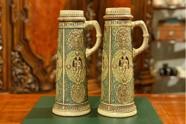 PARA KUFLI CERAMICZNYCH ok. 1900r
