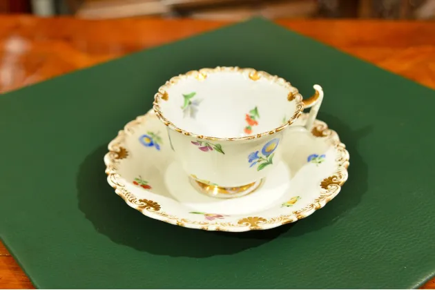 FILIŻANKA DO KAWY HERBATY MIŚNIA MEISSEN 1850-1924r