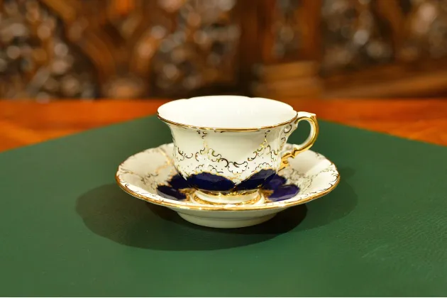 FILIŻANKA DO MOKKI MIŚNIA MEISSEN B-FORM ok. 1930r