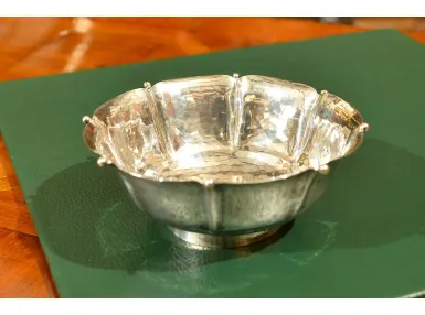DEKORACYJNA MISECZKA PATERKA SREBRO 140g 1920r