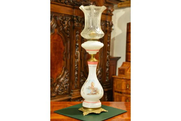 LAMPA NAFTOWA W PIĘKNEJ FORMIE ok. 1920r