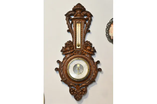 RZEŹBIONY BAROMETR + TERMOMETR - DUŻY - ok. 1920r