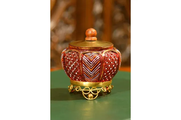 NIEDUŻA BOMBONIERA SZKLANA RĘCZNIE MALOWANA ok. 1920r