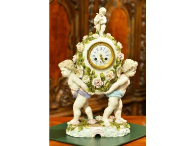 ZEGAR PORCELANOWY Z PUTTAMI MARTI & Cie SITZENDORF ok. 1900r