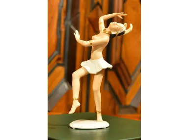 FIGURKA TANCERKA WALLENDORF ok. 1960r