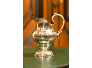 MLECZNIK WYKONANY ZE SREBRA 128g 1859r