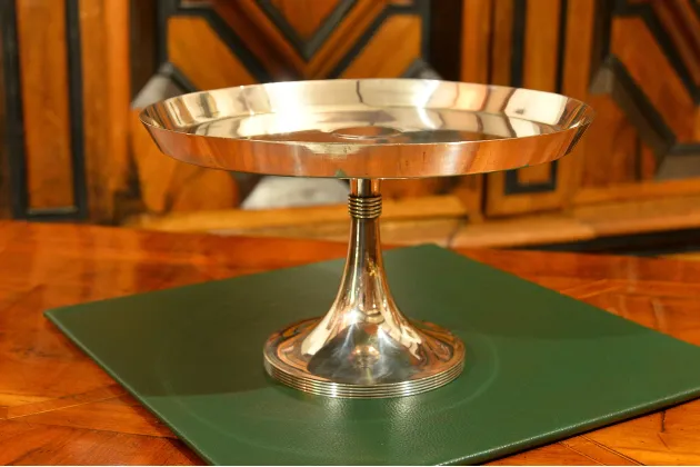 PATERA NA WYSOKIEJ NODZE ART DECO ok. 1930r